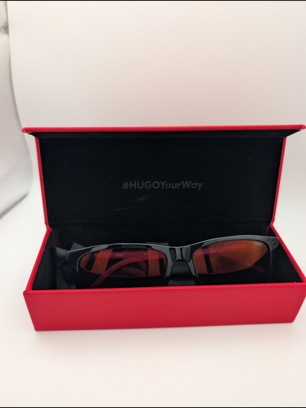 ​NWT HUGO Hugo Boss Rectangular Black & Red Sunglasses HG 1139/S